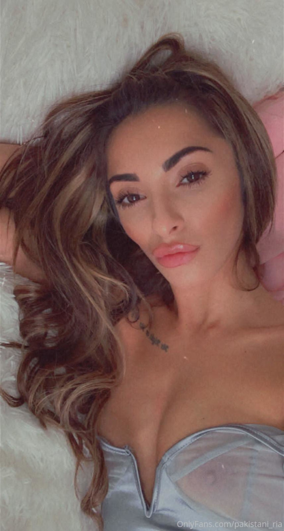 Photo by pakistani_ria published on October 14,2023 07:44:11 - BestThots