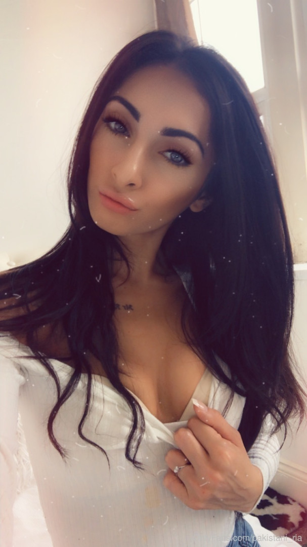 Photo by pakistani_ria published on October 14,2023 08:50:22 - BestThots