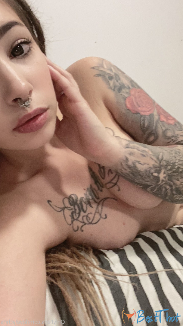 lovelychris #9444943