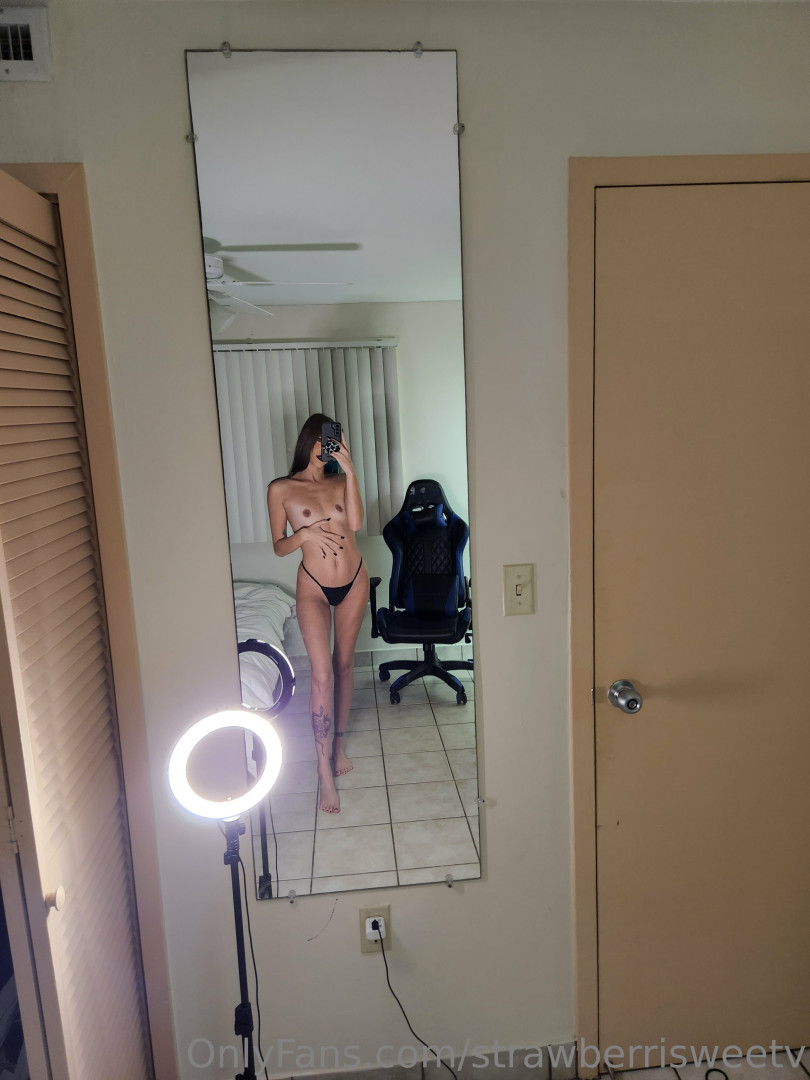 Photo by strawberrisweetv published on May 17,2023 14:38:20 - BestThots