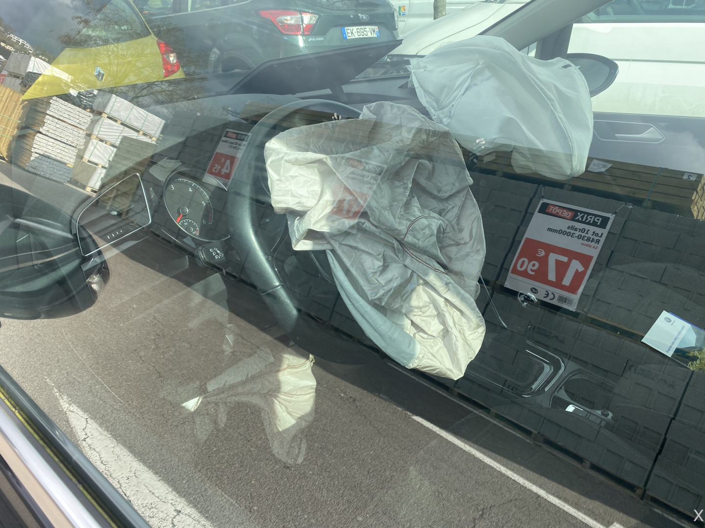 Photo by nikitabellucci published on August 19,2023 04:24:31 - BestThots