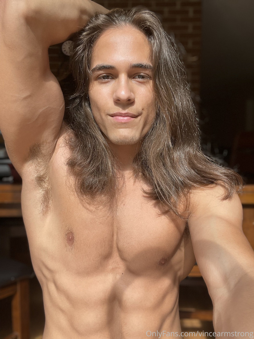 Photo by vincearmstrong published on October 11,2023 01:05:30 - BestThots