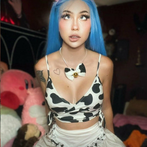 julia.burch #5910270