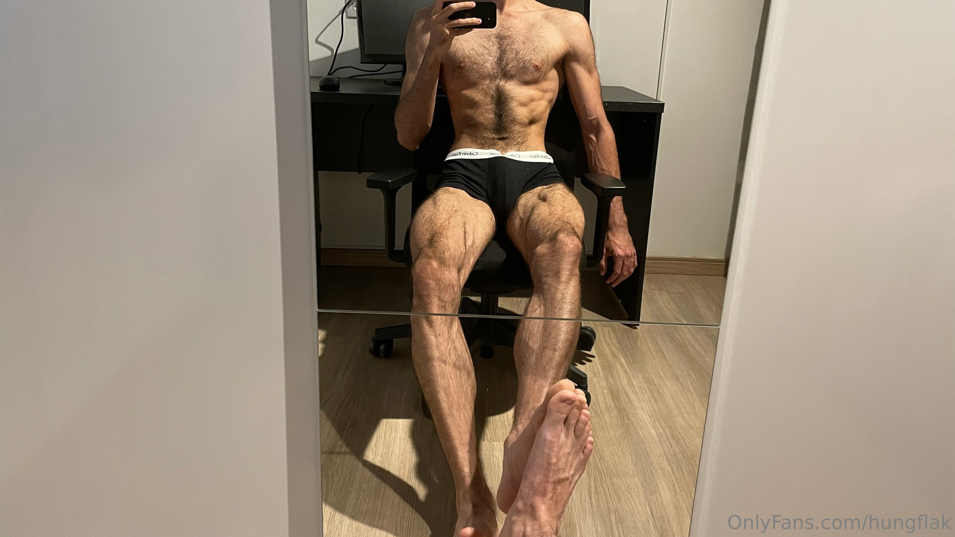 Photo by hungflak published on October 16,2023 01:09:58 - BestThots