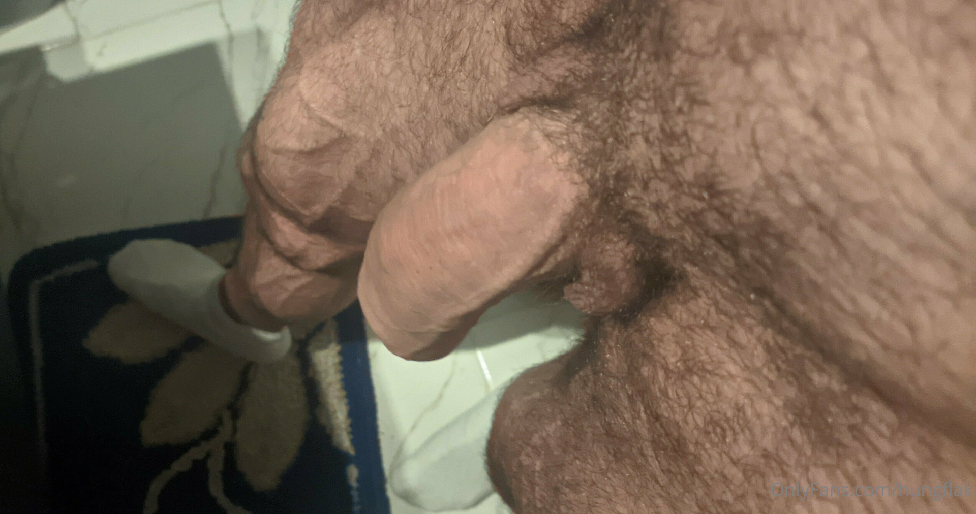 Photo by hungflak published on October 16,2023 01:15:43 - BestThots