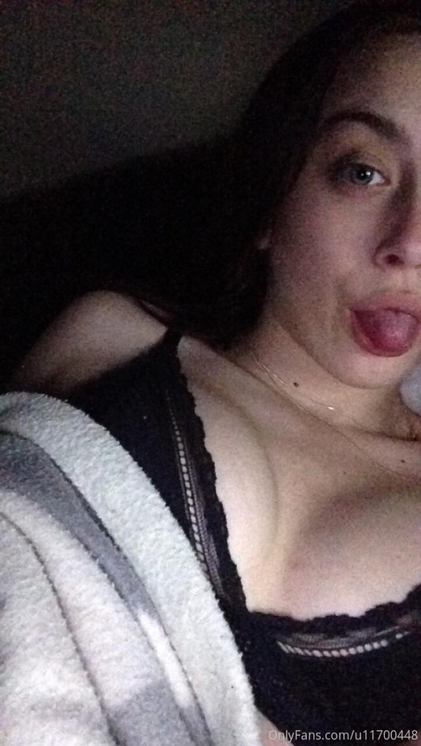 Photo by lilbrattt published on October 12,2023 23:38:59 - BestThots