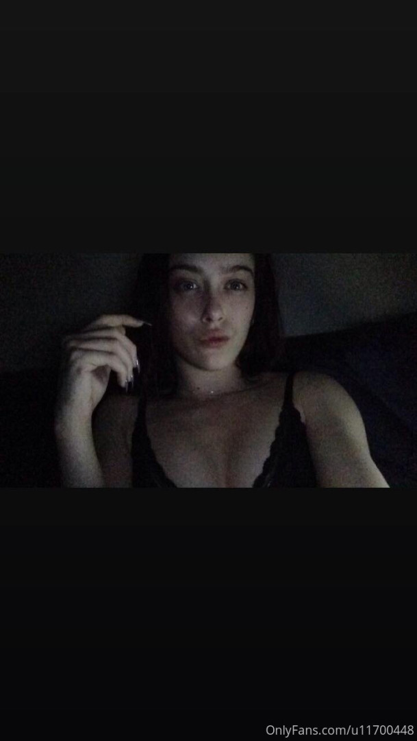Photo by lilbrattt published on October 13,2023 03:50:17 - BestThots