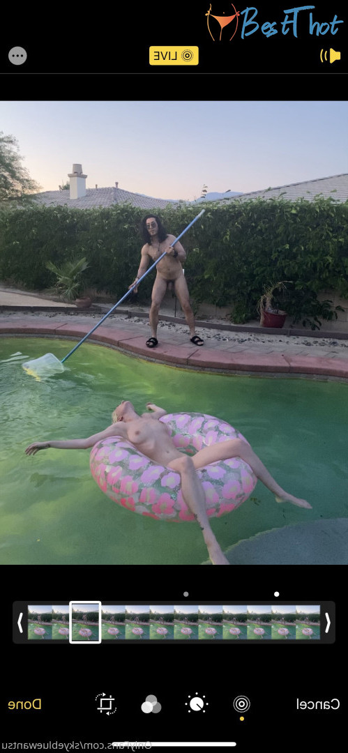 Photo by skyebluewantsu published on December 12,2024 10:06:45 - BestThots