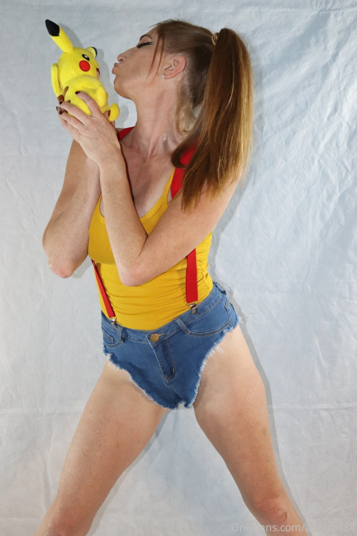 Photo by aprilcali84 published on October 15,2023 23:42:33 - BestThots