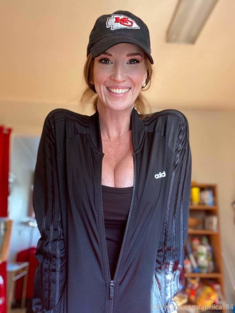 Photo by aprilcali84 published on October 15,2023 23:59:34 - BestThots