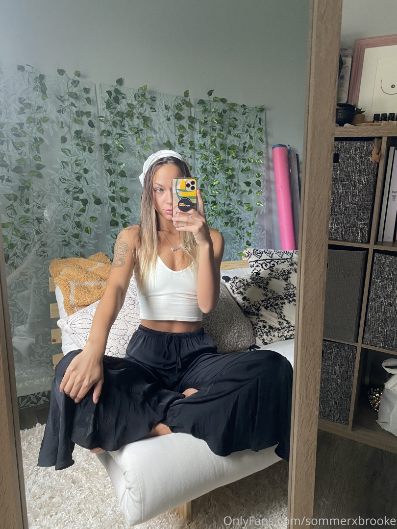 Photo by sommerxbrooke published on August 14,2023 17:05:02 - BestThots