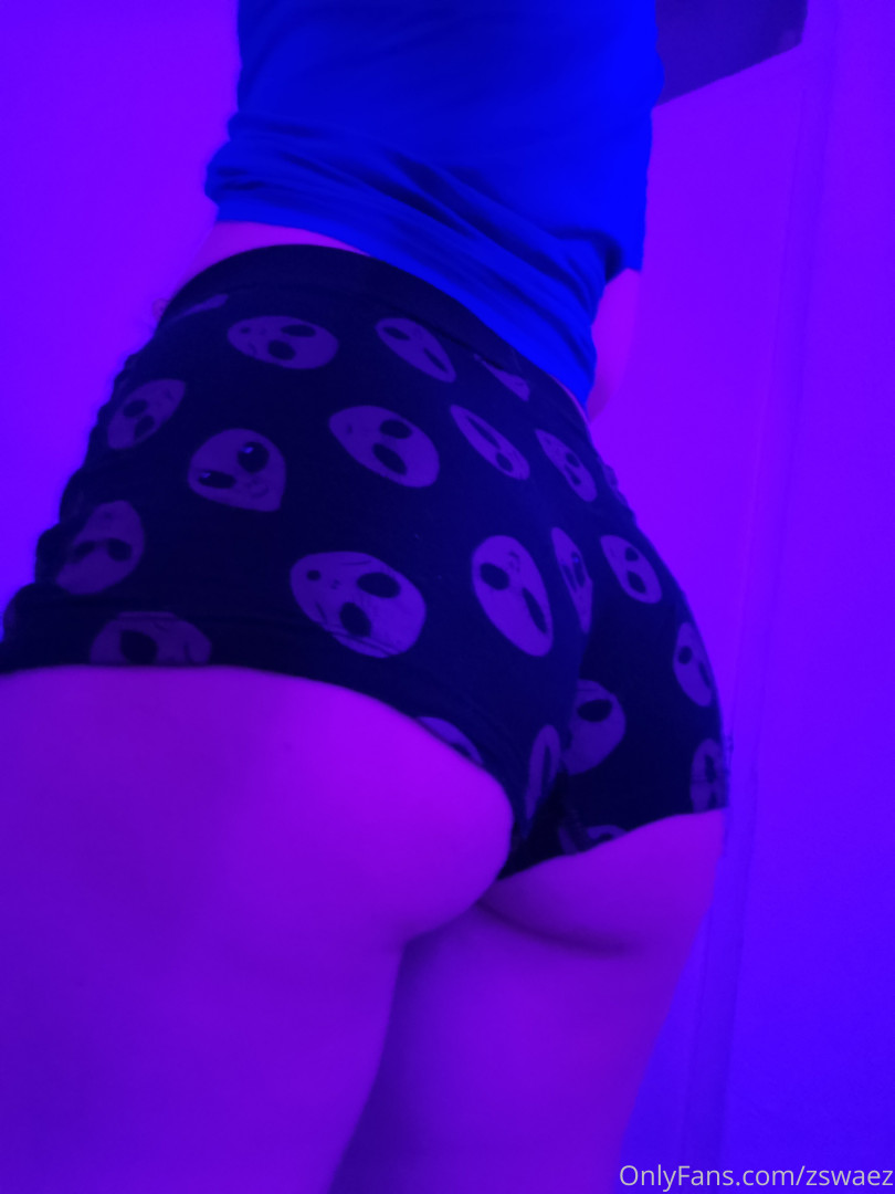 Photo by zswaez published on October 14,2023 06:11:58 - BestThots