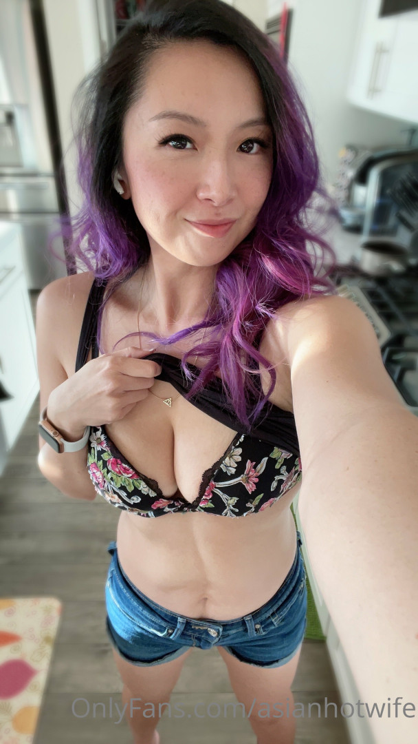 Photo by asianhotwife published on June 11,2023 09:50:20 - BestThots