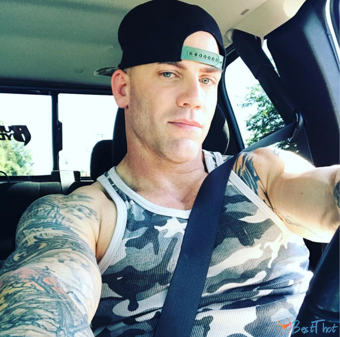 Photo by nikkidelano published on December 20,2024 13:06:49 - BestThots