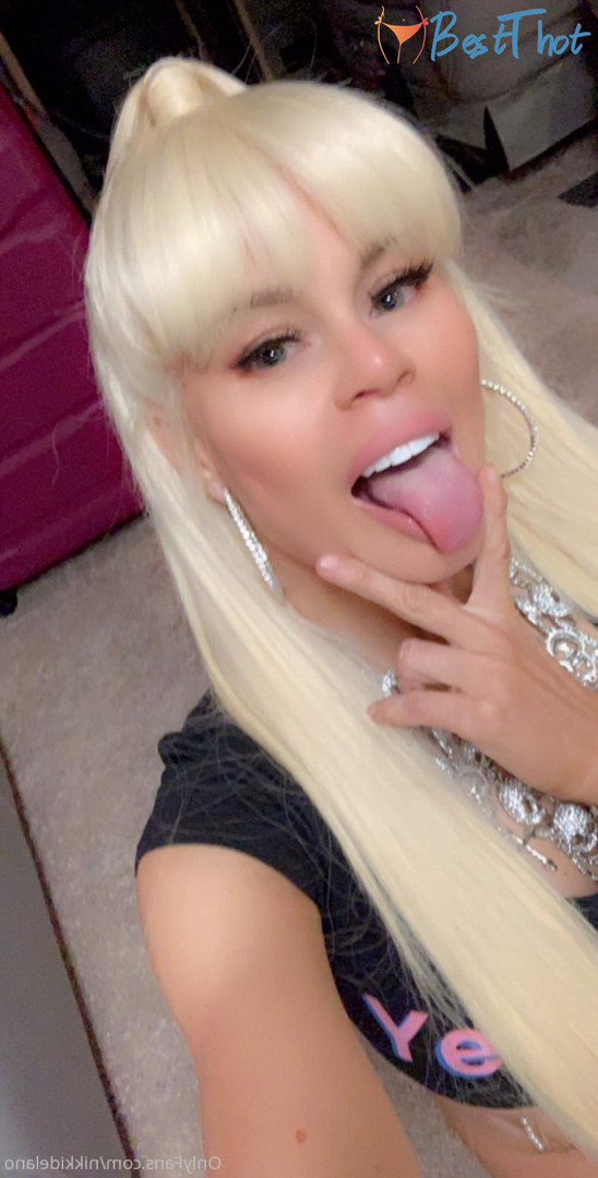 Photo by nikkidelano published on December 20,2024 15:08:35 - BestThots