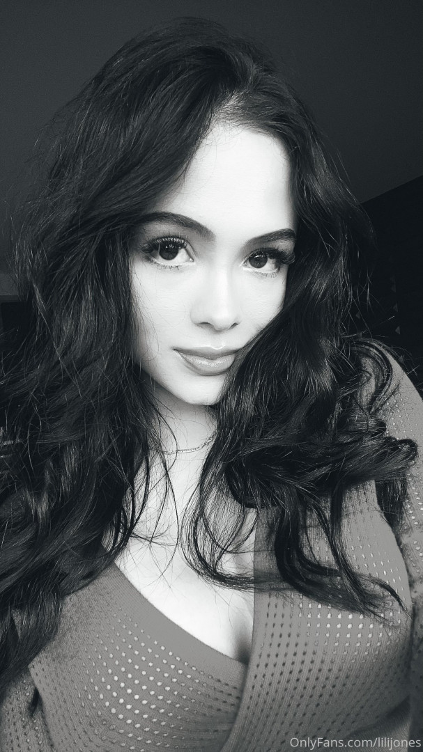 Photo by andreaalvarezz published on October 17,2023 02:35:33 - BestThots