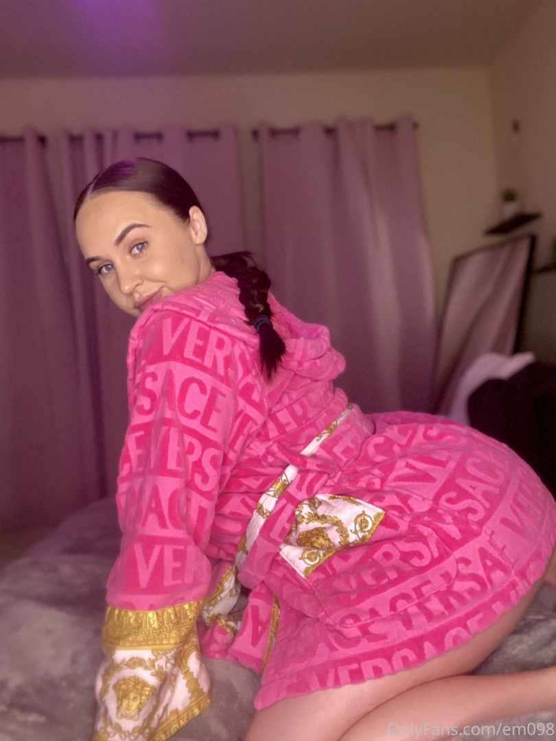 Photo by em098 published on January 16,2024 14:10:32 - BestThots