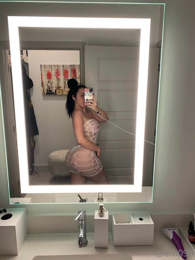 Photo by em098 published on January 16,2024 14:11:59 - BestThots