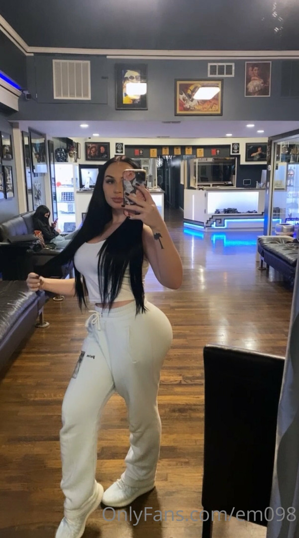 Photo by em098 published on January 16,2024 14:12:11 - BestThots