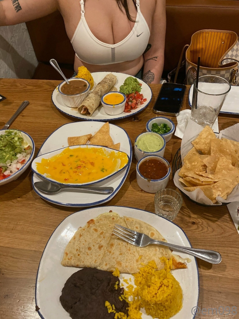 Photo by em098 published on January 16,2024 14:12:29 - BestThots