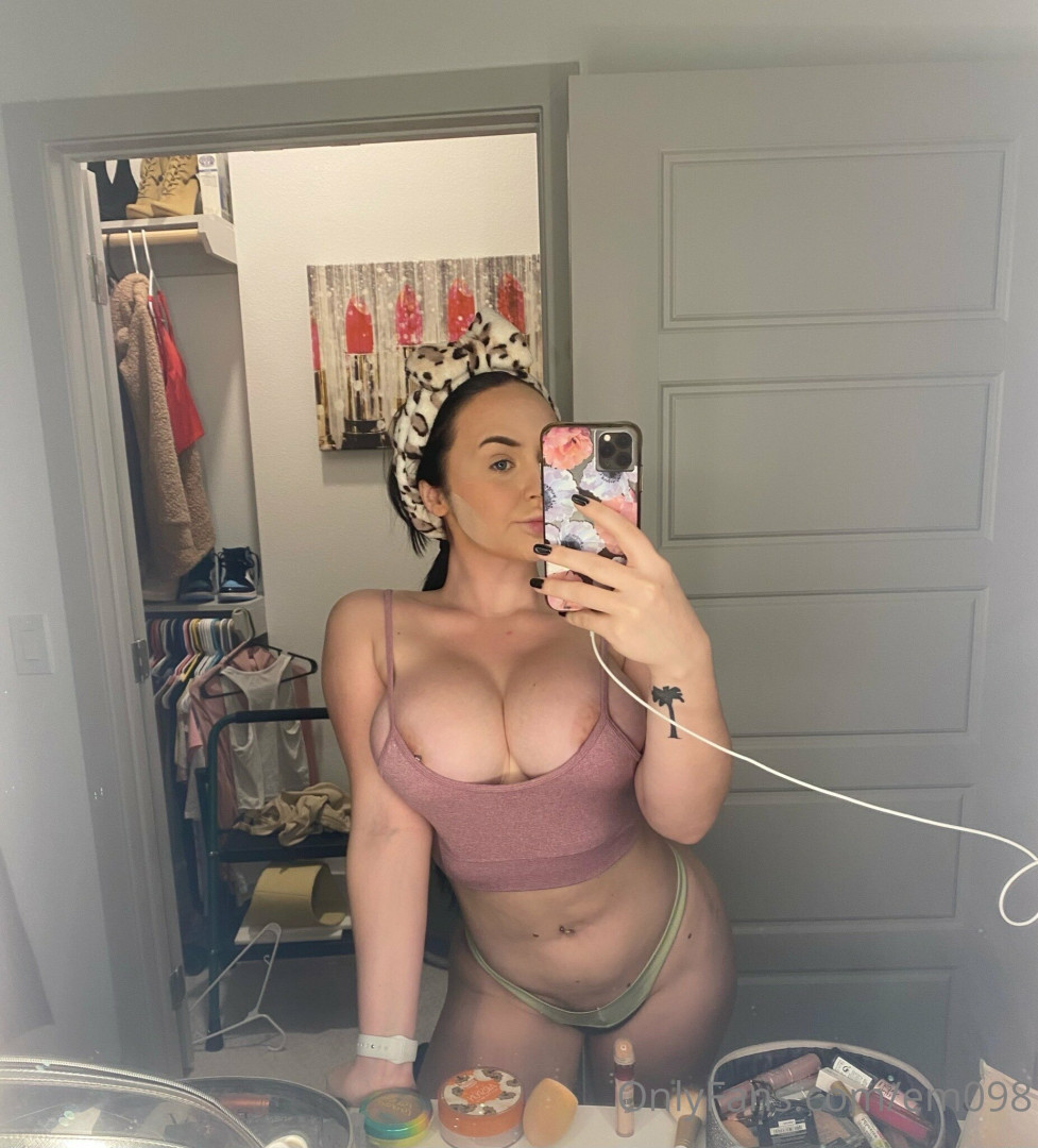 Photo by em098 published on January 16,2024 14:14:00 - BestThots