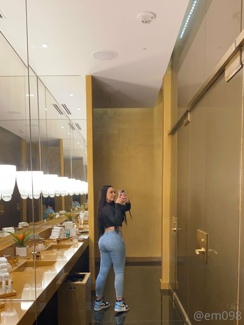 Photo by em098 published on January 16,2024 14:15:49 - BestThots