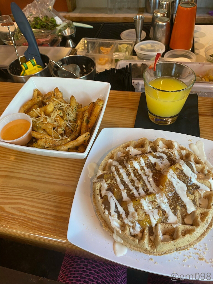 Photo by em098 published on January 16,2024 14:17:10 - BestThots