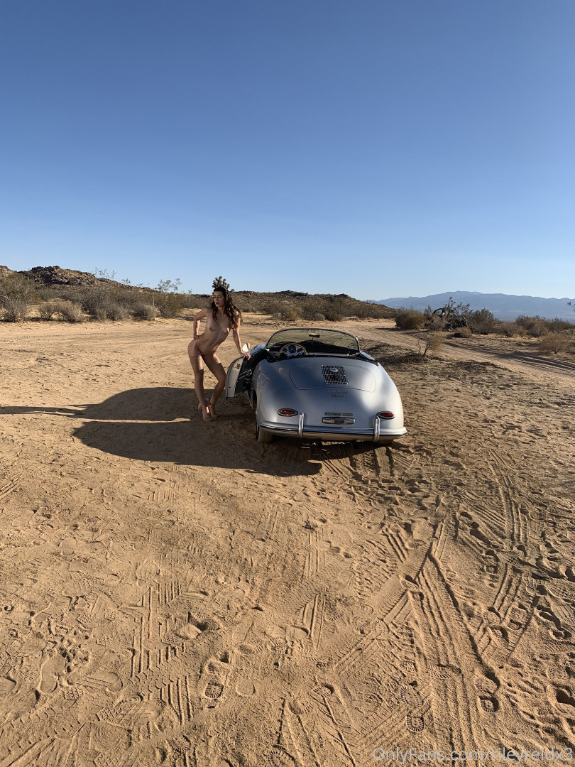 Photo by rileyreidx3 published on October 17,2023 05:31:52 - BestThots