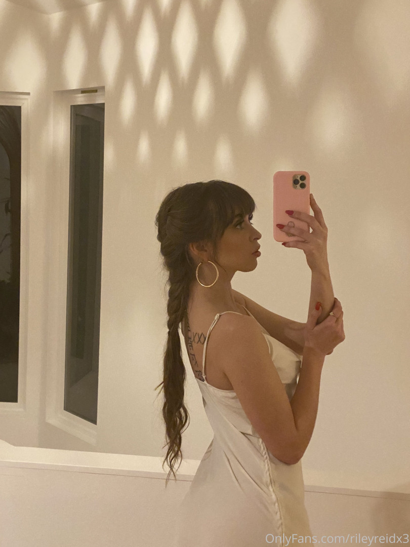 Photo by rileyreidx3 published on October 17,2023 05:33:06 - BestThots