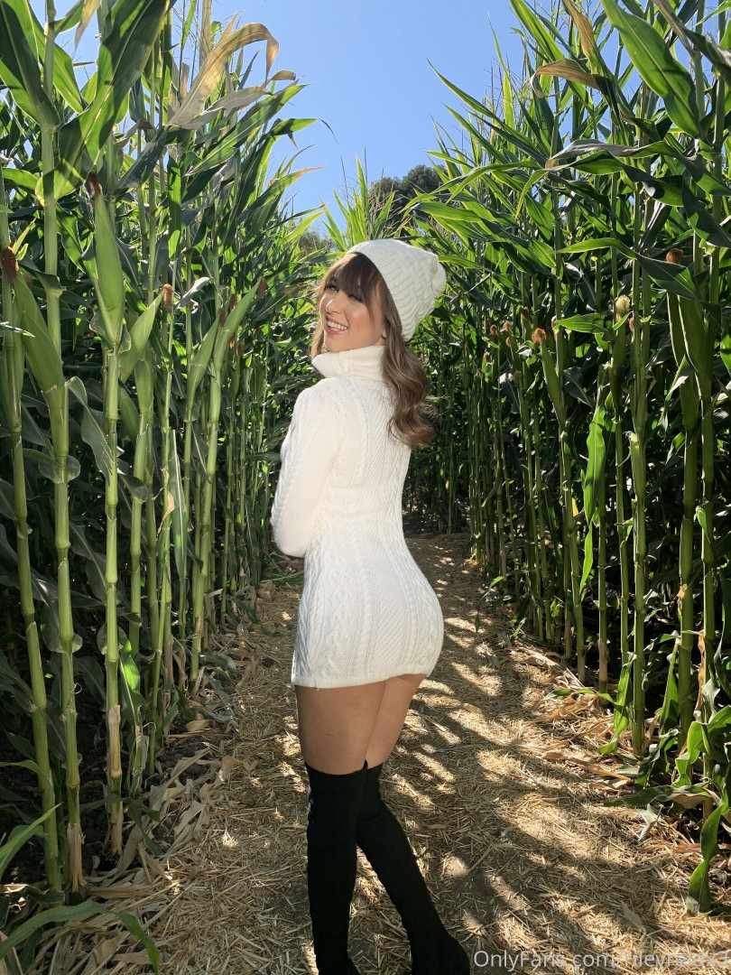 Photo by rileyreidx3 published on October 17,2023 05:33:25 - BestThots