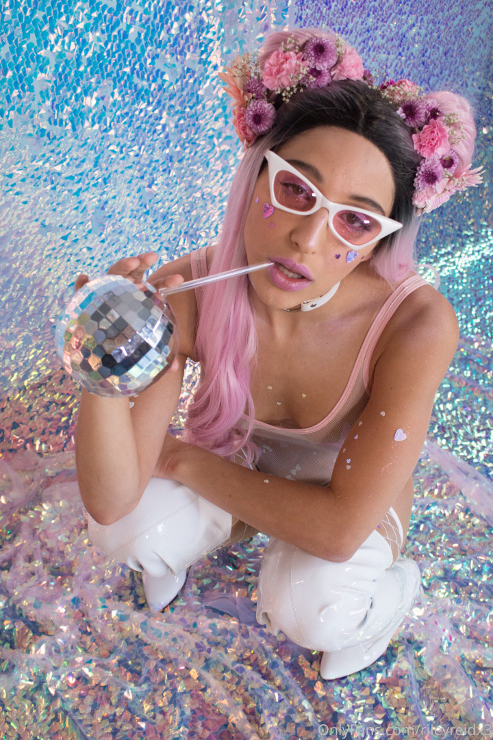 Photo by rileyreidx3 published on October 17,2023 05:35:07 - BestThots