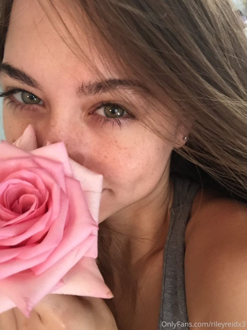 Photo by rileyreidx3 published on October 17,2023 05:37:39 - BestThots