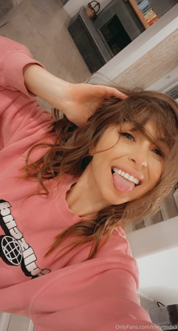 Photo by rileyreidx3 published on October 17,2023 05:42:39 - BestThots