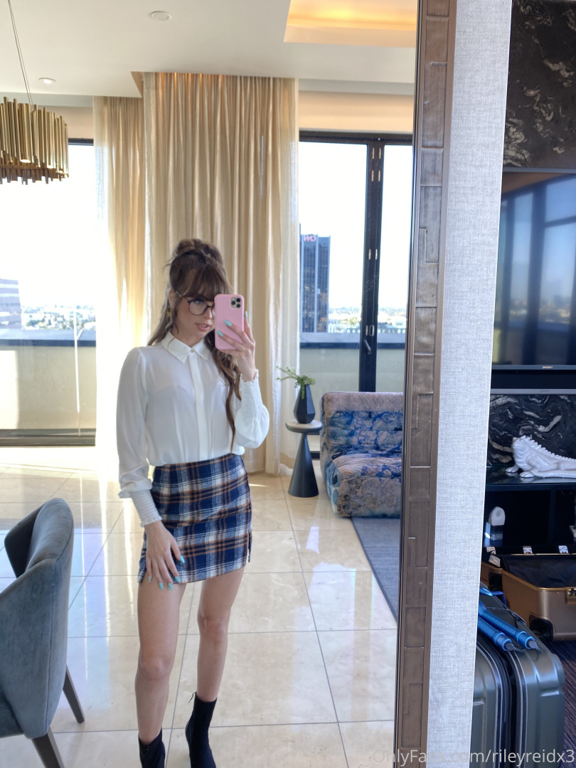 Photo by rileyreidx3 published on October 17,2023 05:44:46 - BestThots
