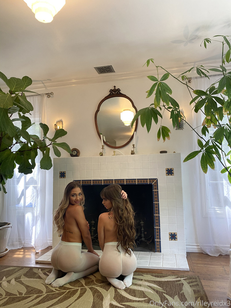 Photo by rileyreidx3 published on October 17,2023 05:57:24 - BestThots