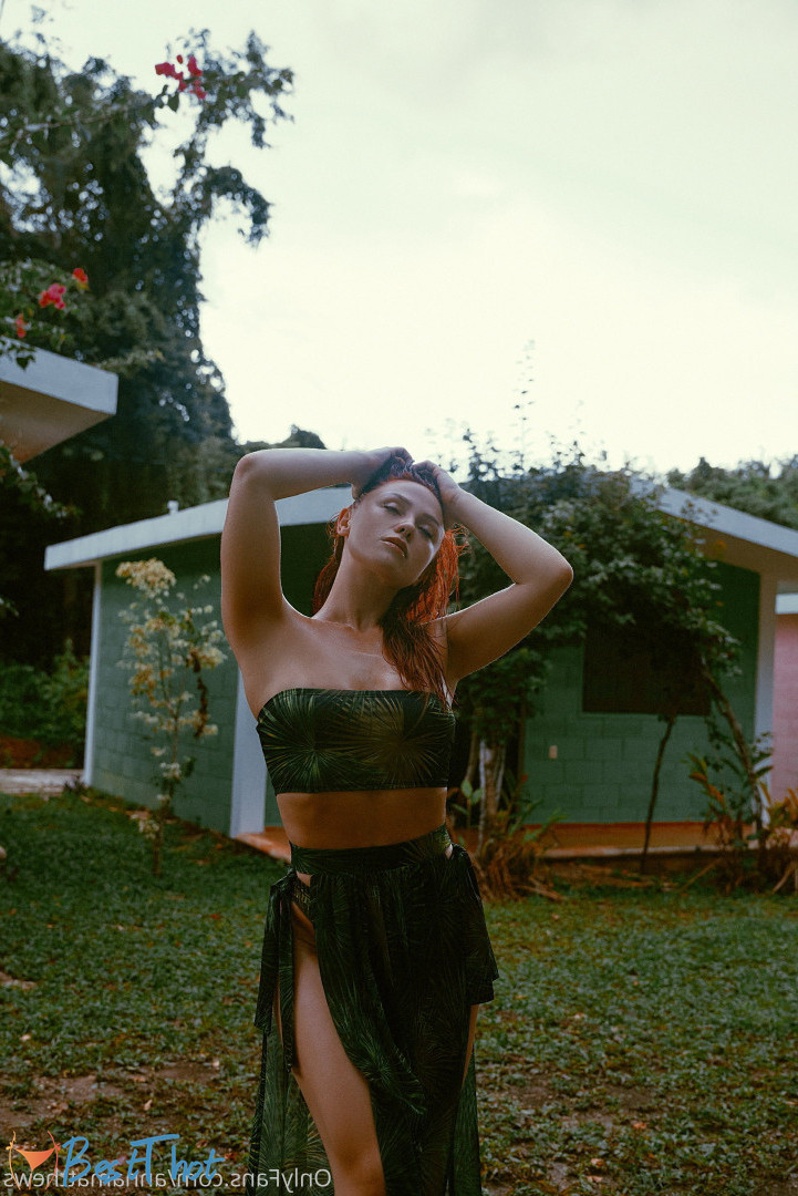 Photo by officialannamatthews published on December 12,2024 09:45:44 - BestThots