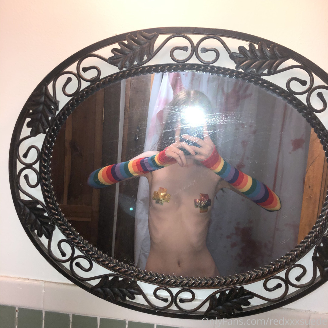 Photo by redxxxsuede published on October 16,2023 16:14:51 - BestThots