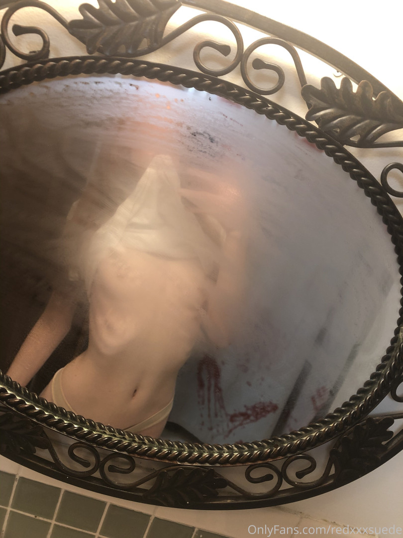 Photo by redxxxsuede published on October 16,2023 17:10:31 - BestThots