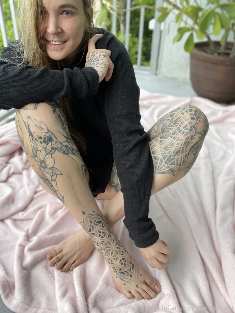 Photo by anneamor published on November 23,2023 02:20:42 - BestThots