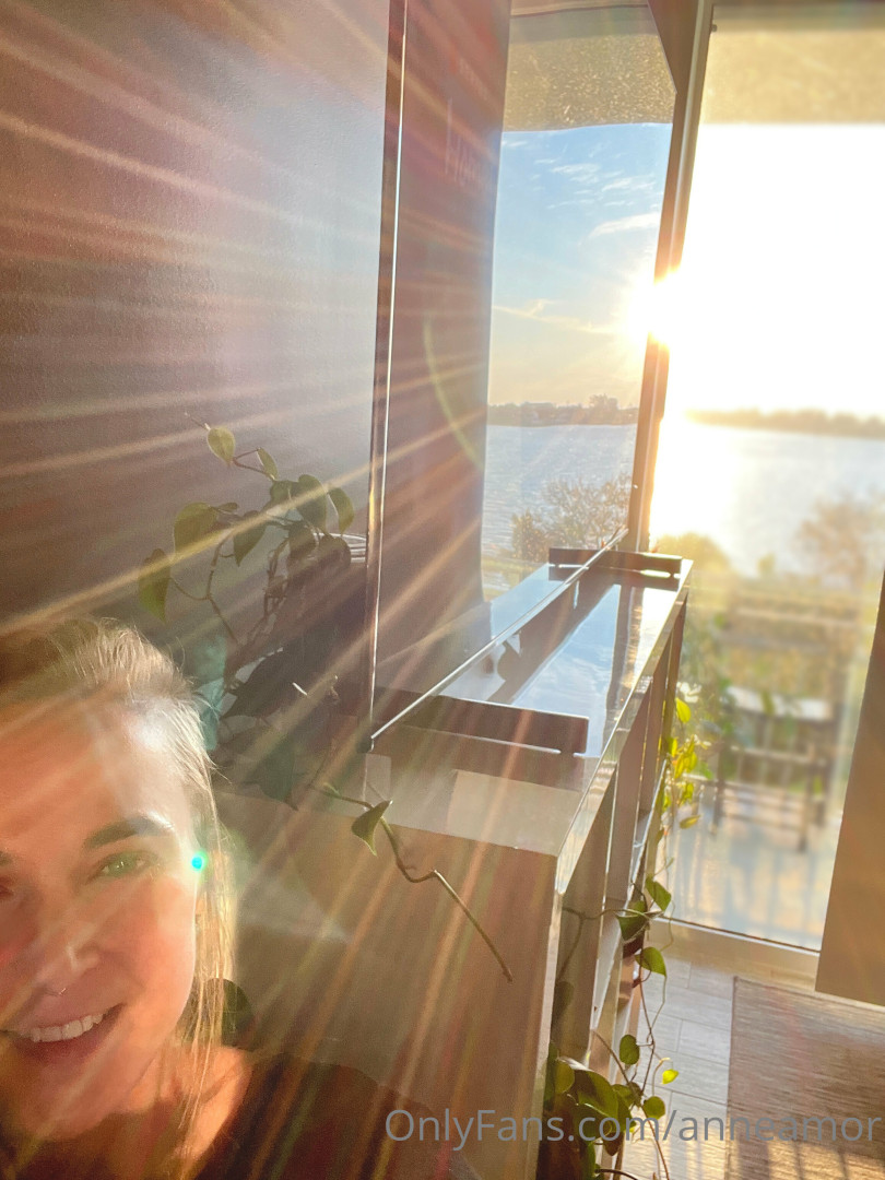 Photo by anneamor published on November 23,2023 02:27:31 - BestThots