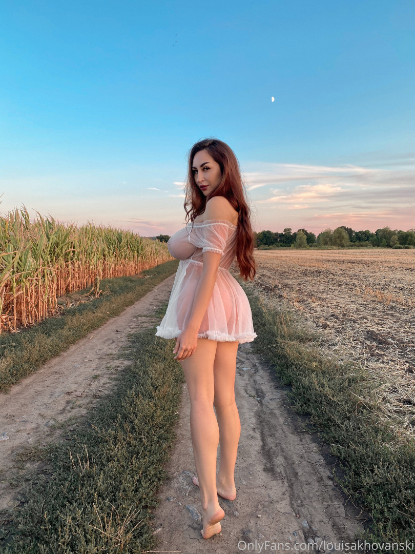 Photo by louisakhovanski published on October 17,2023 03:24:11 - BestThots