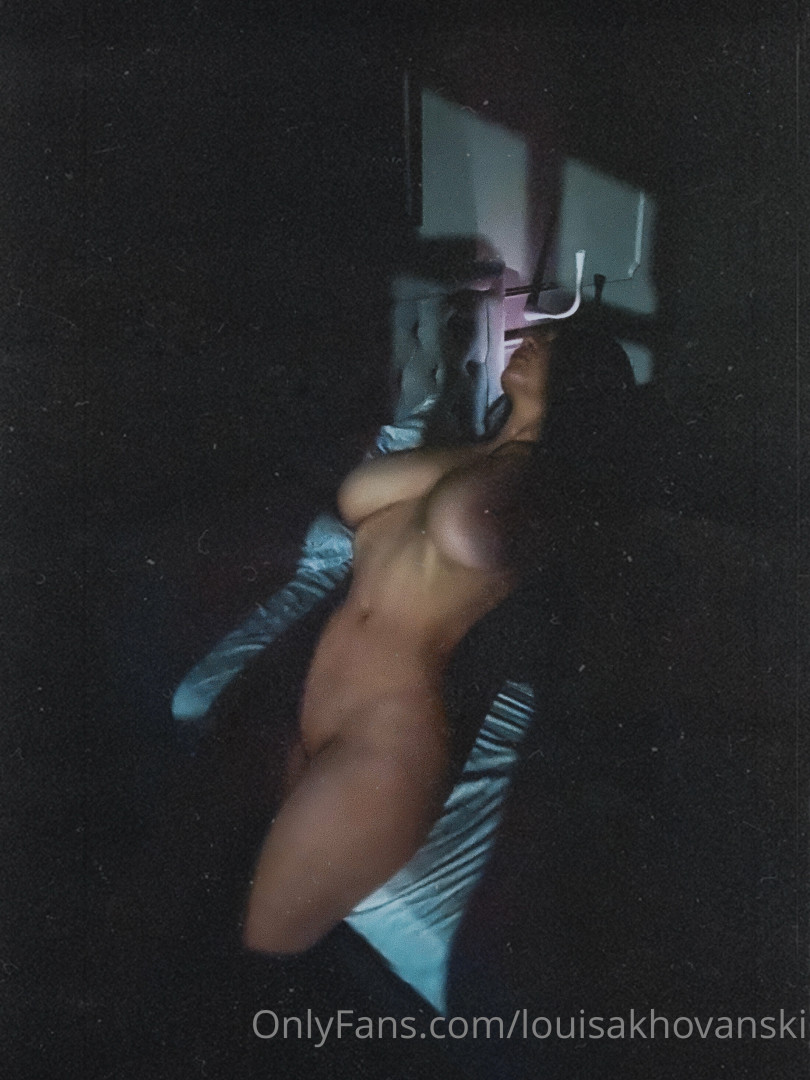 Photo by louisakhovanski published on October 17,2023 03:29:24 - BestThots