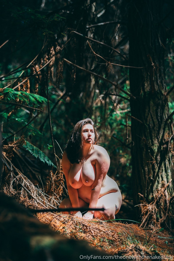Photo by nakedladyy published on June 1,2023 17:13:48 - BestThots