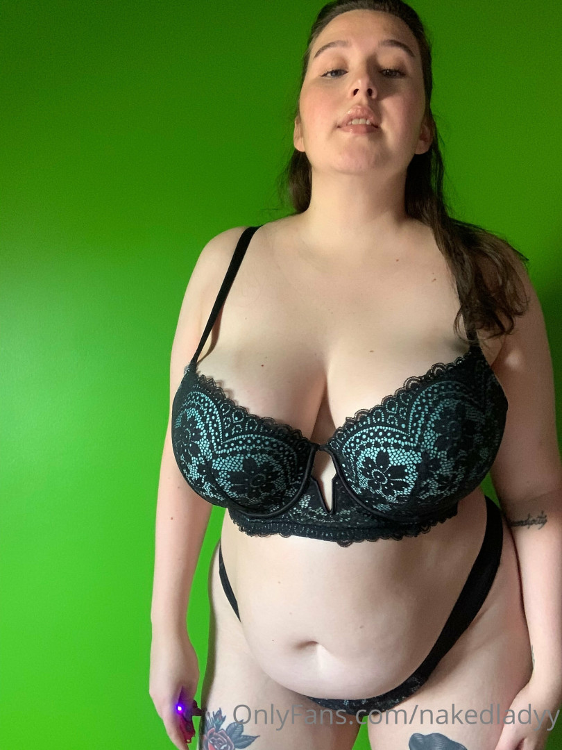 Photo by nakedladyy published on October 11,2023 05:10:48 - BestThots