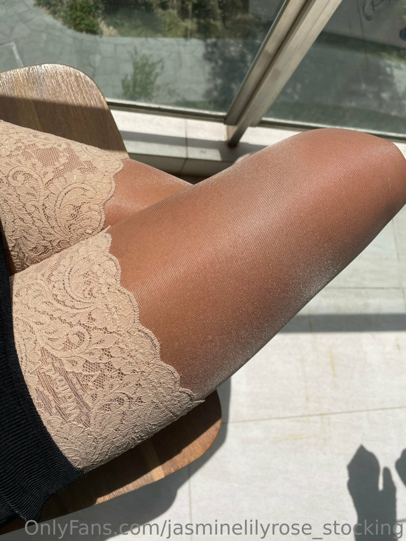 Photo by jasminelilyrose_stocking published on July 11,2023 16:58:08 - BestThots