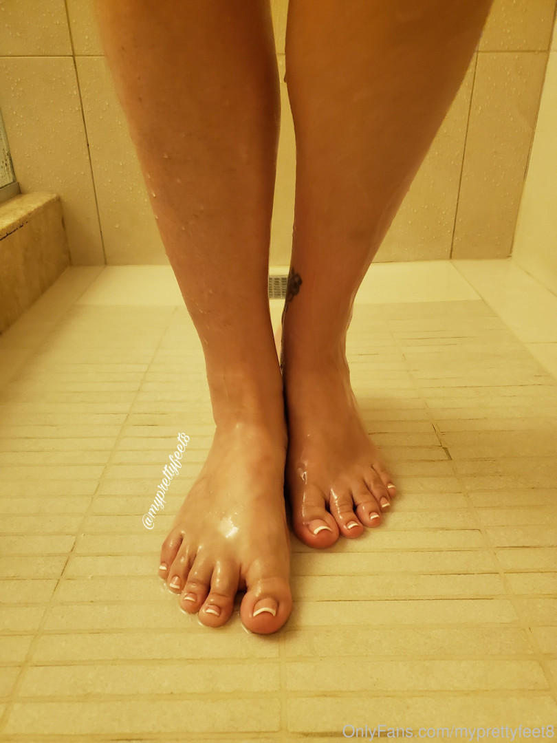 Photo by myprettyfeet8 published on November 6,2023 04:01:32 - BestThots