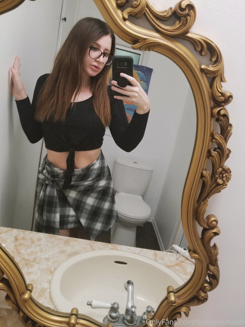 Photo by freejademoon published on June 9,2023 13:13:17 - BestThots