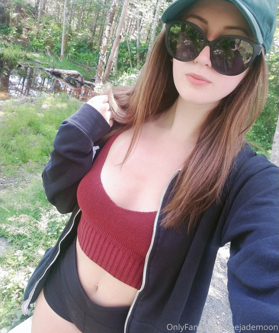 Photo by freejademoon published on June 9,2023 13:30:33 - BestThots