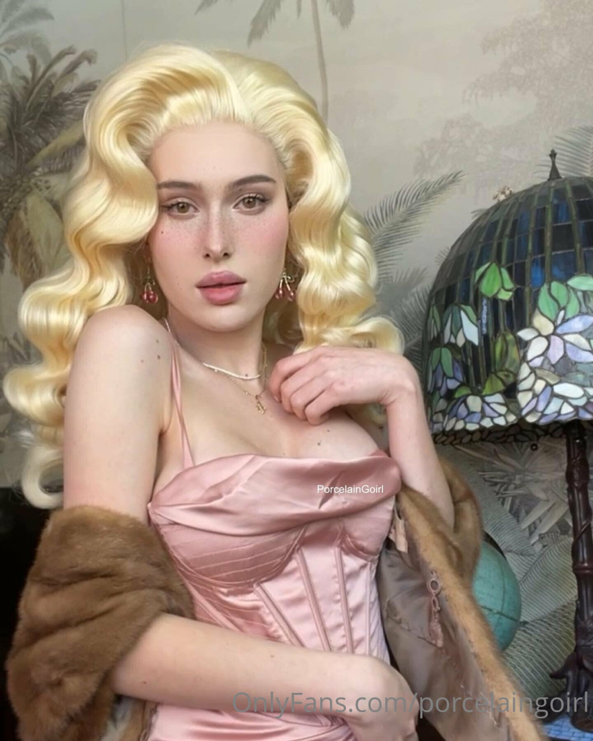 Photo by porcelaingoirl published on July 28,2023 19:11:45 - BestThots