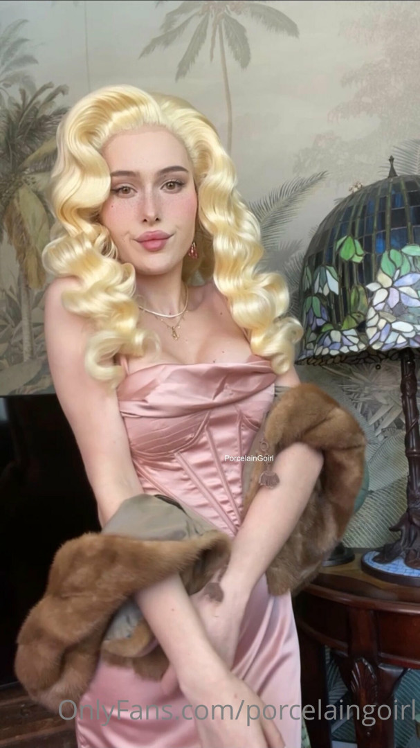 Photo by porcelaingoirl published on July 28,2023 19:11:57 - BestThots